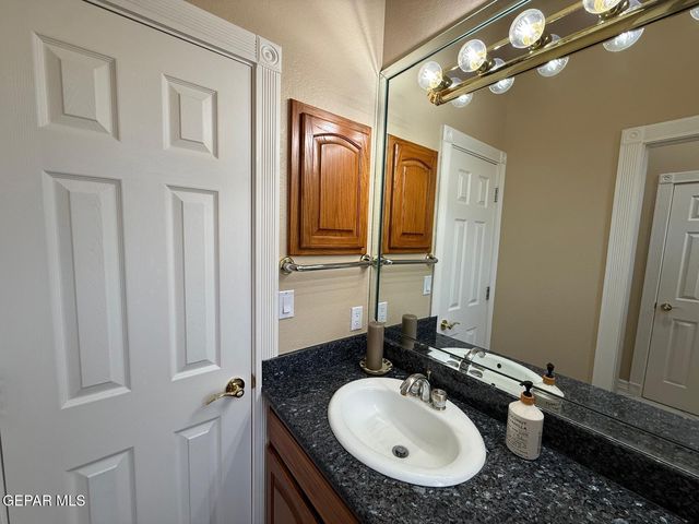 5433 Cactus Hill Drive, El Paso, TX 79912