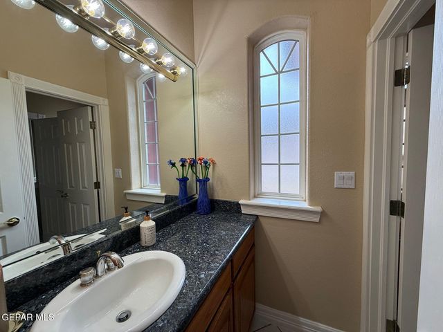 5433 Cactus Hill Drive, El Paso, TX 79912