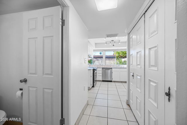 4815 S BIRCH Street, Tempe, AZ 85282