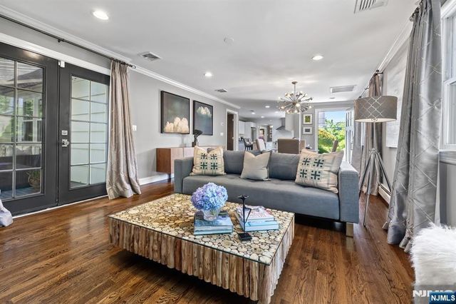 163 Godwin Avenue 1, Ridgewood, NJ 07450