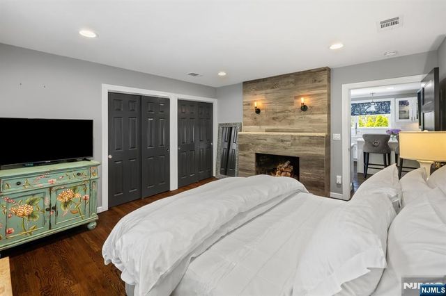 163 Godwin Avenue 1, Ridgewood, NJ 07450