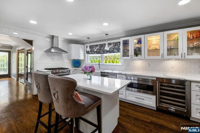 163 Godwin Avenue 1, Ridgewood, NJ 07450