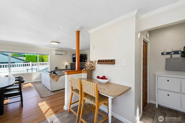3610 SW Kenyon Street, Seattle, WA 98126