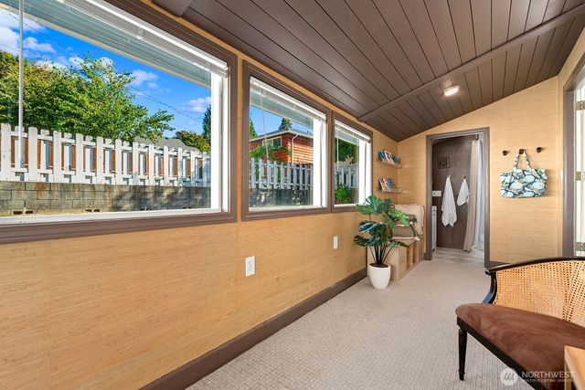 3610 SW Kenyon Street, Seattle, WA 98126