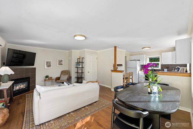 3610 SW Kenyon Street, Seattle, WA 98126