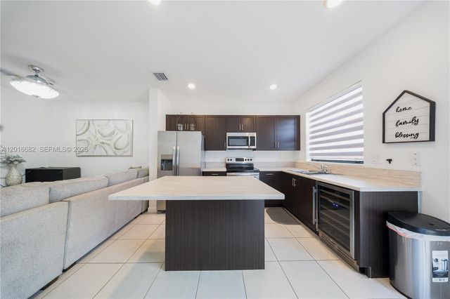 18236 SW 148th Rd, Miami, FL 33187