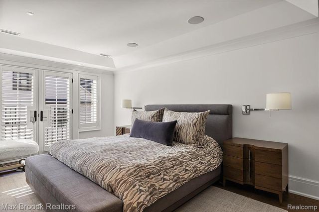 625 W Brown Street, Birmingham, MI 48009