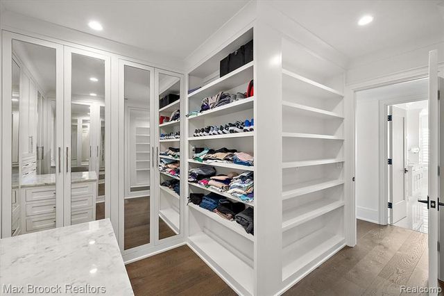 625 W Brown Street, Birmingham, MI 48009