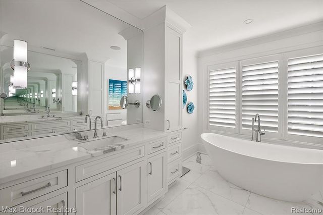 625 W Brown Street, Birmingham, MI 48009