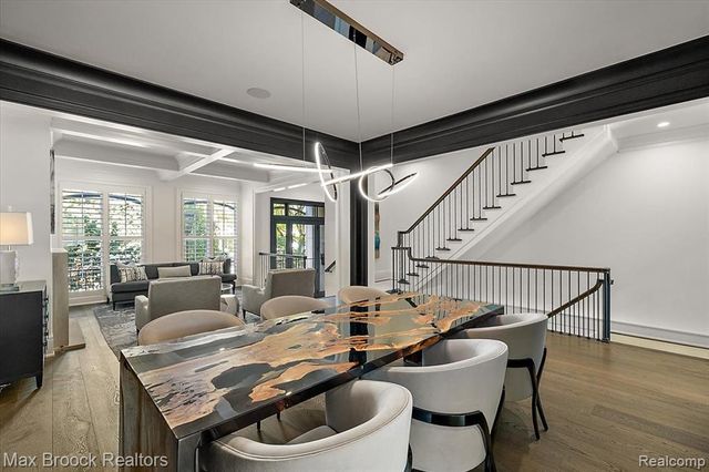 625 W Brown Street, Birmingham, MI 48009