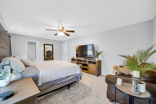 13190 Roosevelt Place, Crown Point, IN 46307