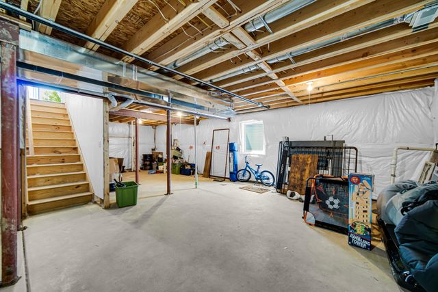 13190 Roosevelt Place, Crown Point, IN 46307