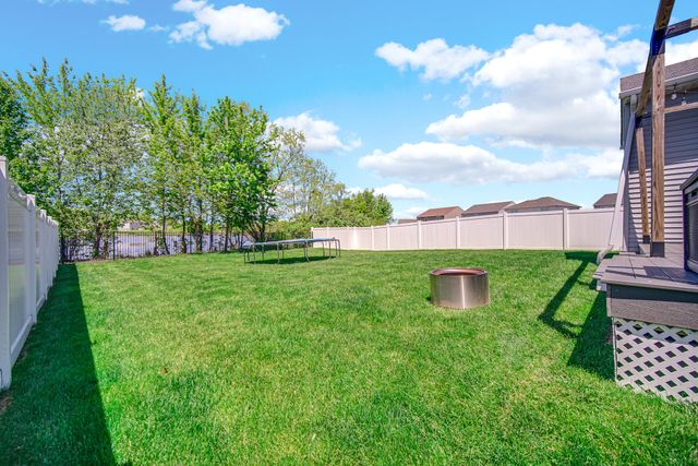 13190 Roosevelt Place, Crown Point, IN 46307