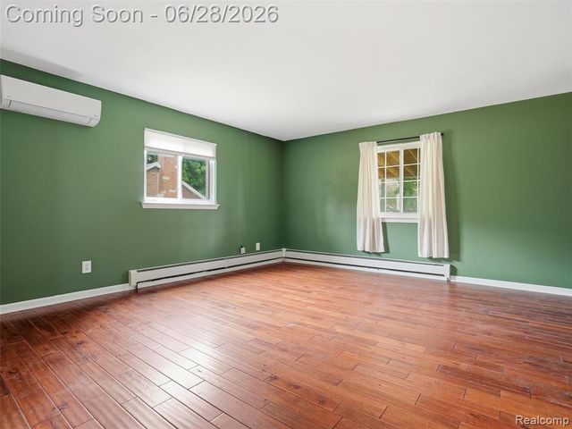 282 E Gates Street, Romeo, MI 48065