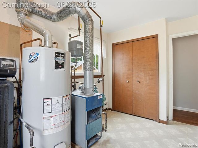 282 E Gates Street, Romeo, MI 48065