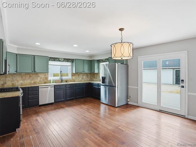 282 E Gates Street, Romeo, MI 48065