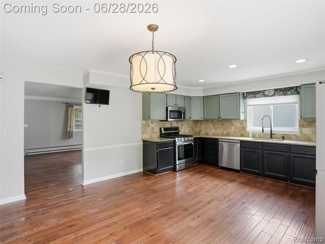 282 E Gates Street, Romeo, MI 48065
