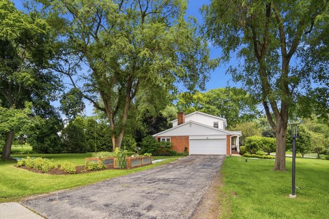 228 Stratford Lane, Inverness, IL 60010