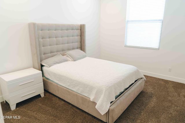 653 BIR Circle, El Paso, TX 79932