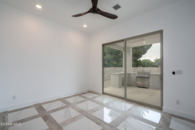 653 BIR Circle, El Paso, TX 79932