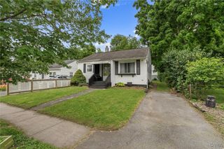107 Edgeware Road, Salina, NY 13208