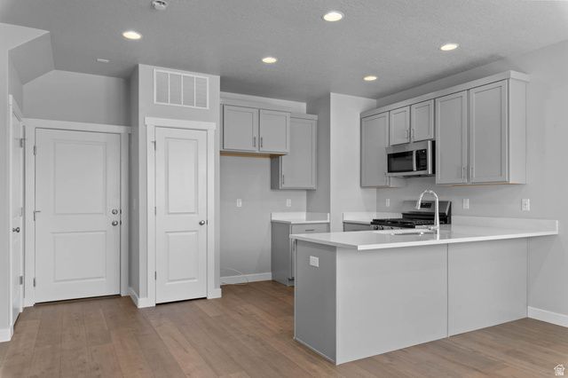 7788 W ALTA LN, Magna, UT 84044