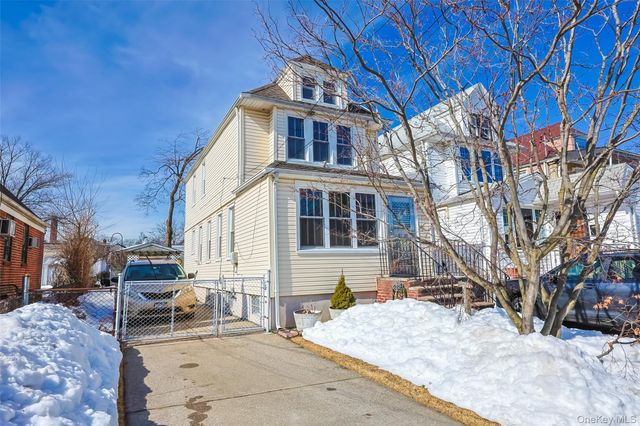 81-24 167th Street, Jamaica Hills, NY 11432