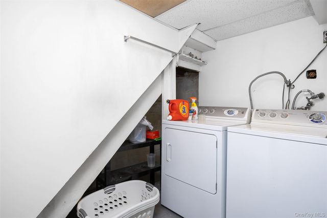 81-24 167th Street, Jamaica Hills, NY 11432