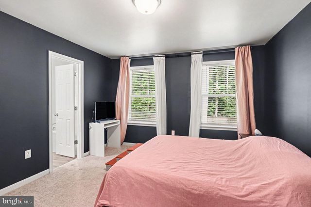 219 SEA CLIFF DR, Ruther Glen, VA 22546