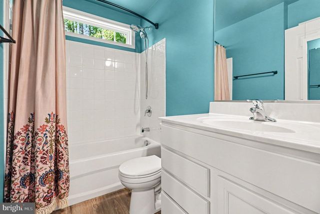 219 SEA CLIFF DR, Ruther Glen, VA 22546