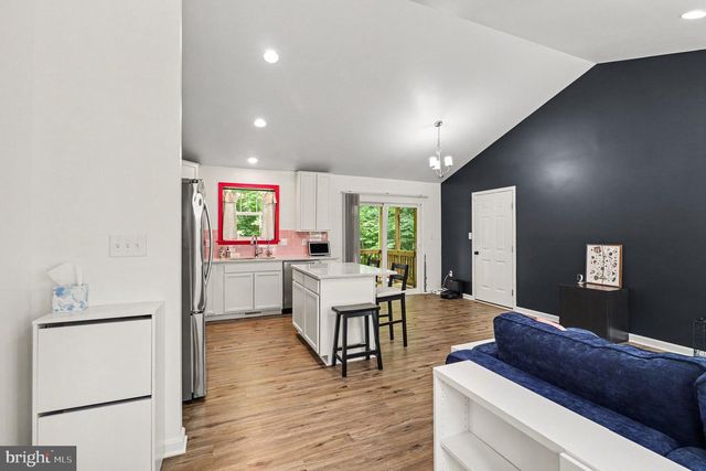219 SEA CLIFF DR, Ruther Glen, VA 22546