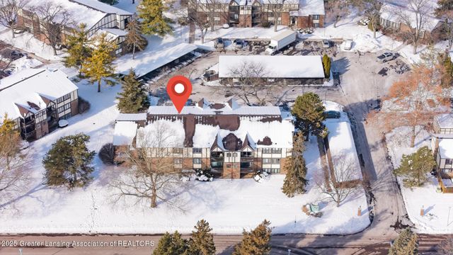 6160 Innkeepers Court 57, East Lansing, MI 48823