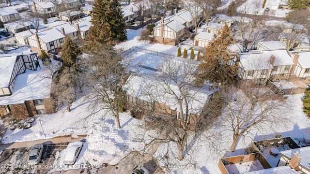 6160 Innkeepers Court 57, East Lansing, MI 48823