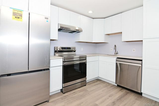 5 Arthur Street, Riverhead, NY 11901