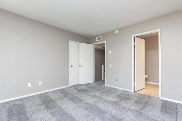 5700 Baltimore Dr 154, La Mesa, CA 91942