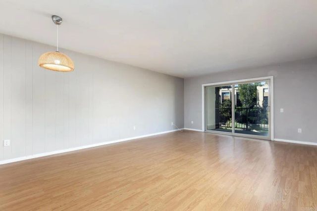 5700 Baltimore Dr 154, La Mesa, CA 91942