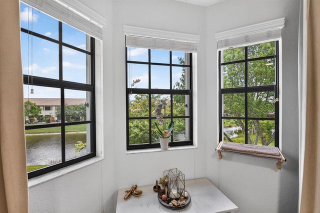 10139 Wellington Parc Drive, Wellington, FL 33449