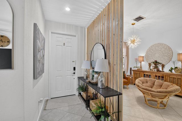10139 Wellington Parc Drive, Wellington, FL 33449