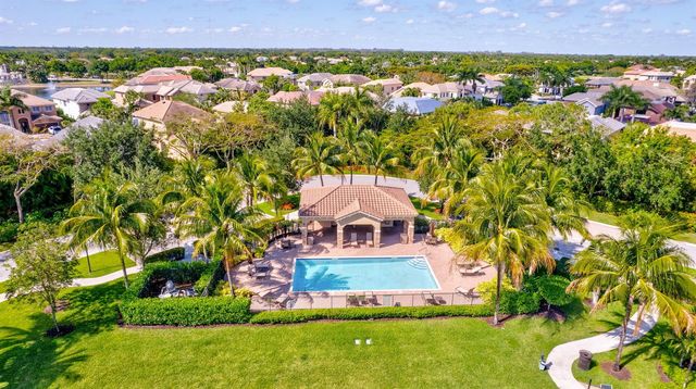 10139 Wellington Parc Drive, Wellington, FL 33449