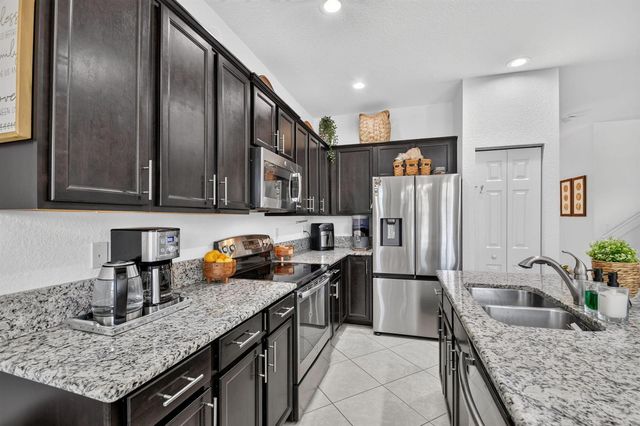 10139 Wellington Parc Drive, Wellington, FL 33449