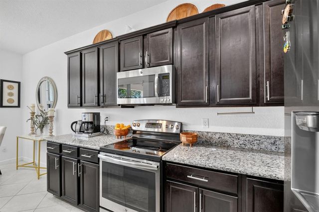 10139 Wellington Parc Drive, Wellington, FL 33449