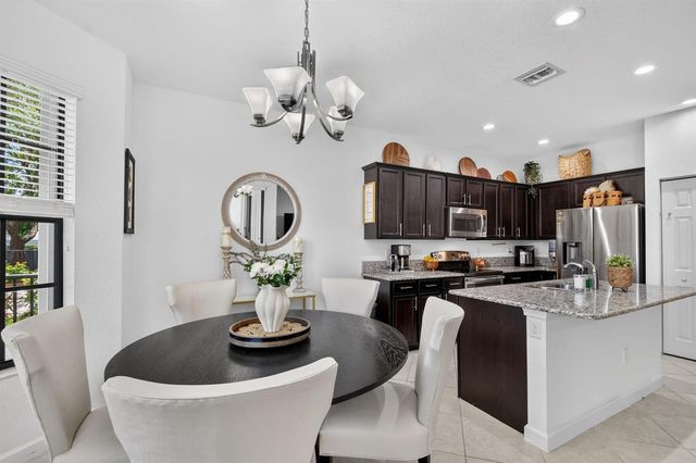 10139 Wellington Parc Drive, Wellington, FL 33449
