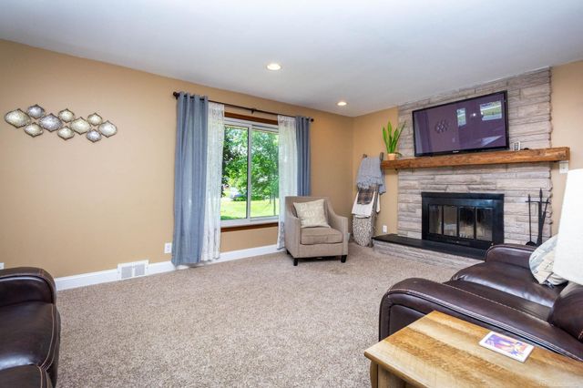 37275 31 Mile Road, Richmond, MI 48062