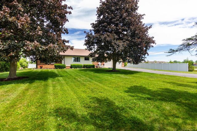 37275 31 Mile Road, Richmond, MI 48062