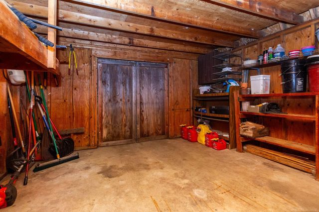 37275 31 Mile Road, Richmond, MI 48062