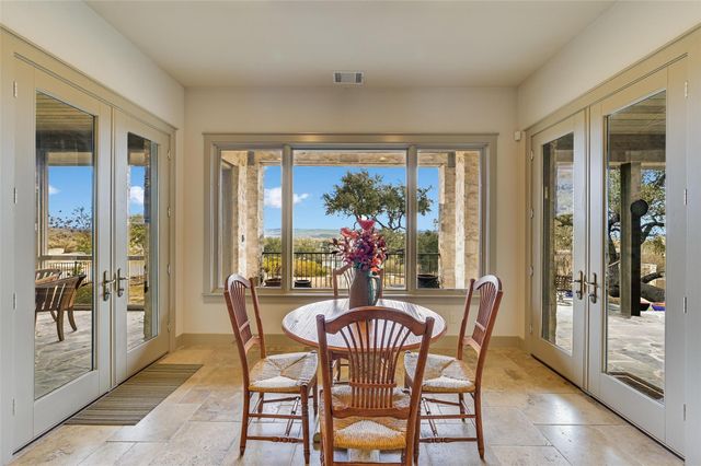 27107 Waterfall Hill PKWY, Spicewood, TX 78669