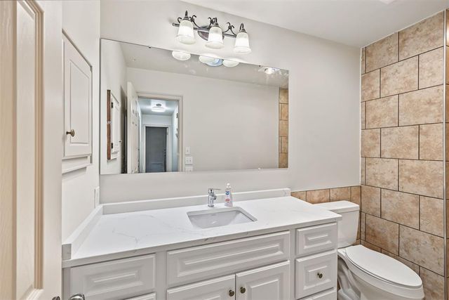 8416 Huckleberry Road, Edmond, OK 73034