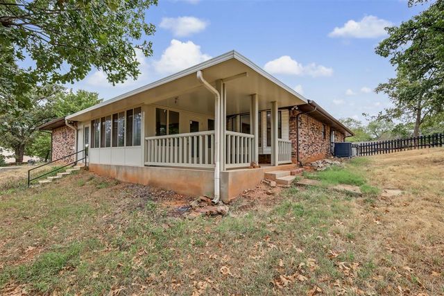 8416 Huckleberry Road, Edmond, OK 73034