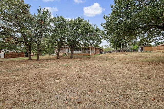 8416 Huckleberry Road, Edmond, OK 73034