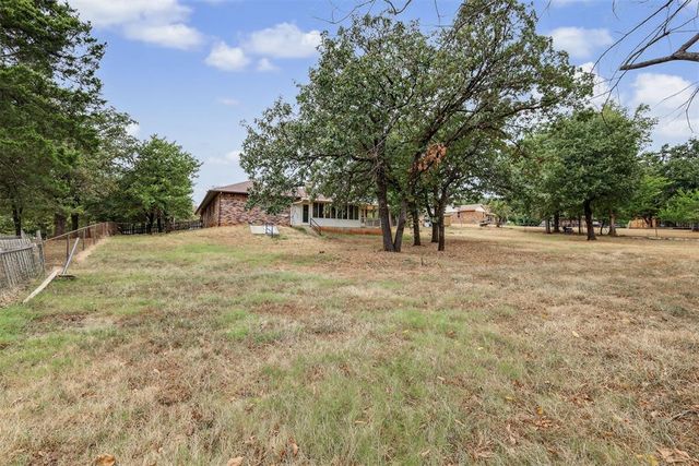 8416 Huckleberry Road, Edmond, OK 73034
